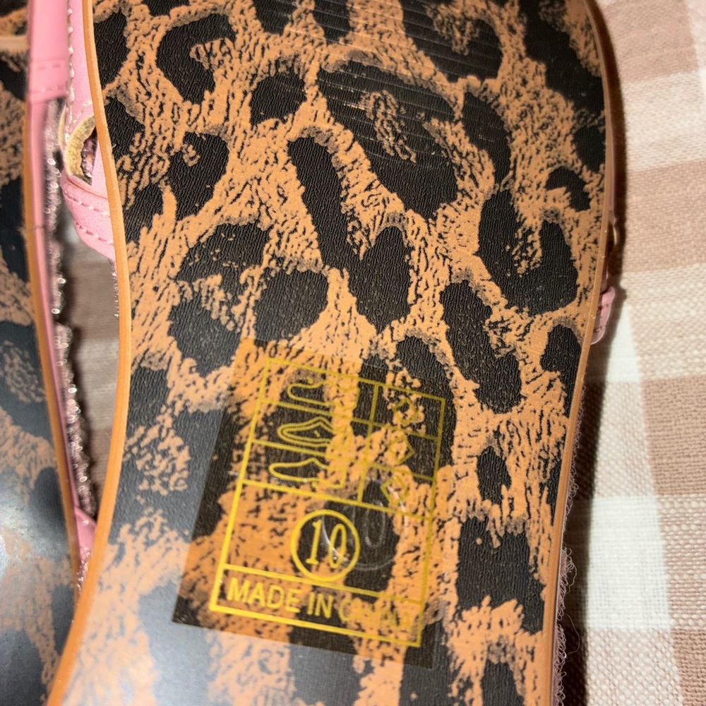 Size 10 Bettie Page by Ellie Pink Retro Open-Toe Sandals with Ankle Strap - Picture 4 of 5